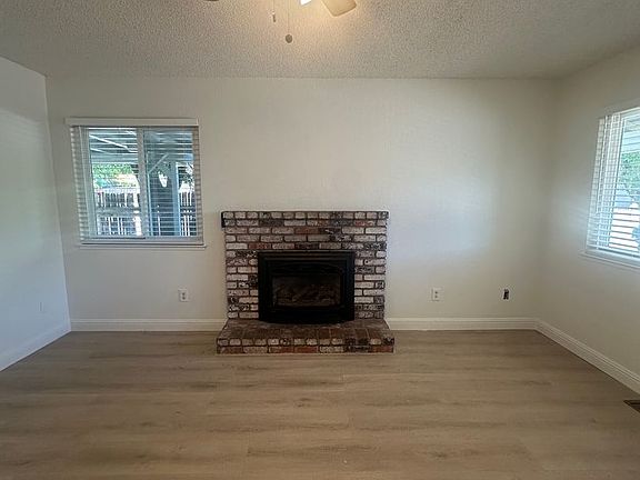 5th image of 15165 Pratola Ct #B