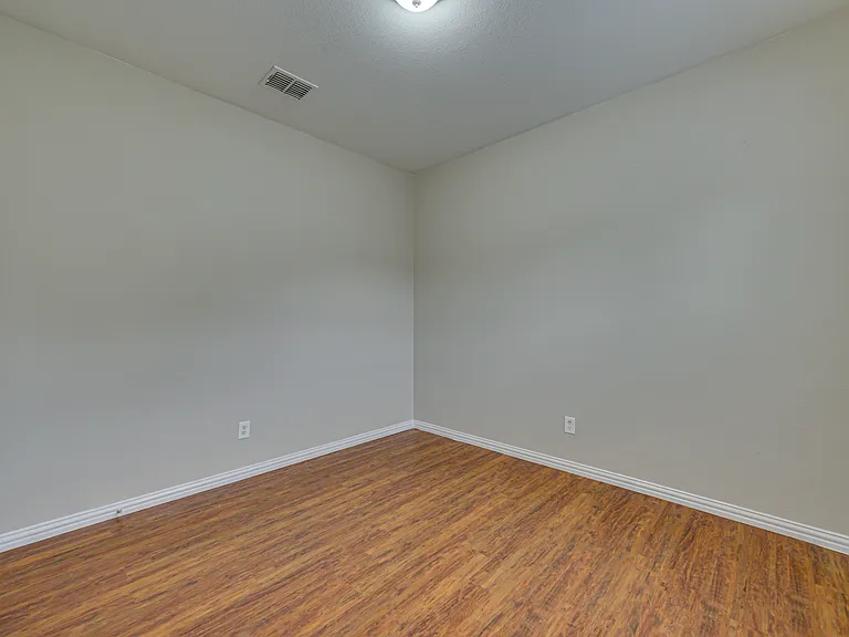 102 Paloma Cir — Photo 27