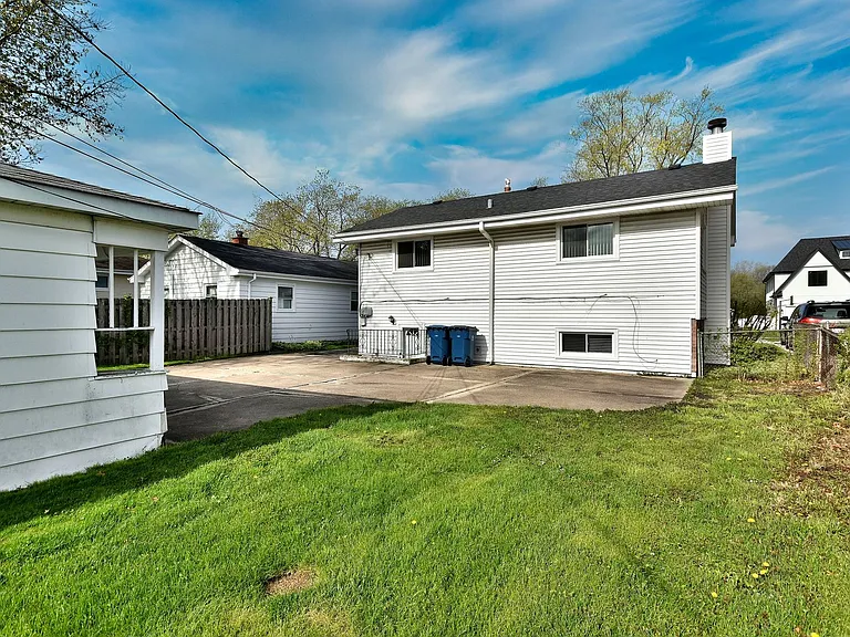 861 S Hawthorne Ave — Photo 31