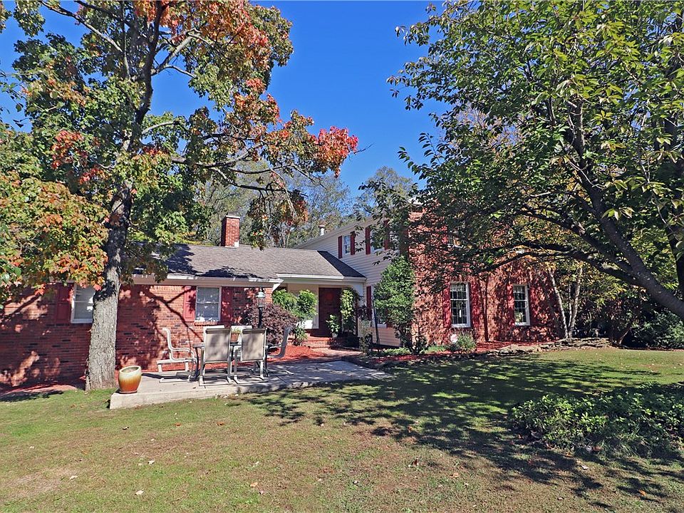 1st image of 1420 Highview Dr