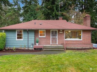 1004 SW 132nd St, Burien, WA 98146