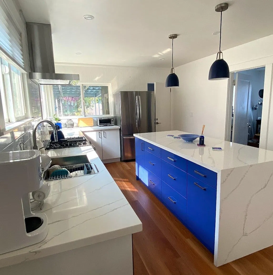 2 bed, 948 sqft, $3,600 — Photo 3