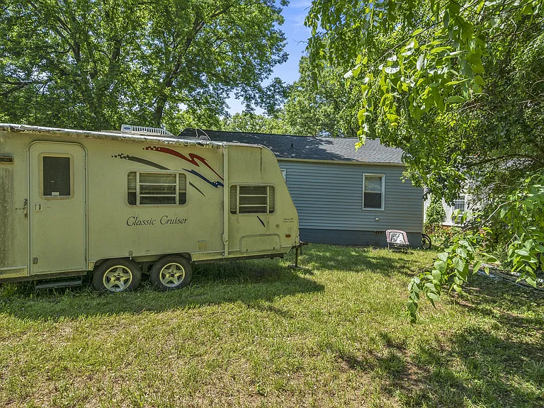 2320 Olando St #1 — Photo 14