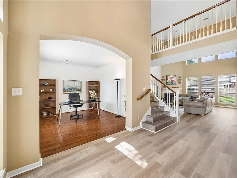 2614 Cezanne Cir — Photo 5
