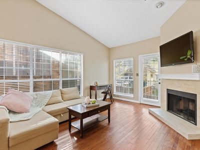 7151 Gaston Ave APT 303, Dallas, TX, 75214