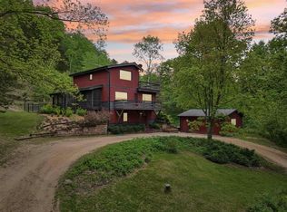 9361 Box Turtle Rd, Mazomanie, WI 53560