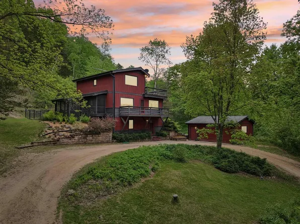 9361 Boxturtle Road, Mazomanie, WI 53560