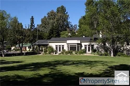 5th image of 2355 Laguna Circle Dr