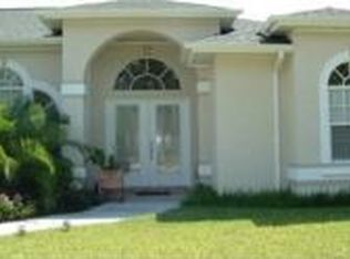 2598 SE Tiffany Ave, Port Saint Lucie, FL 34952