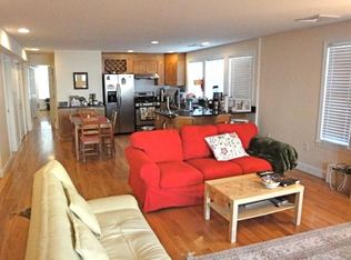 184 Raymond St #2, Cambridge, MA 02140