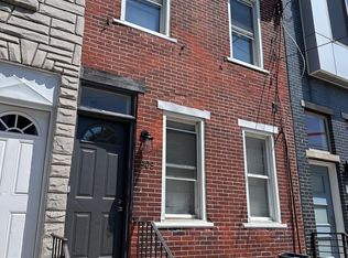 1909 Fernon St, Philadelphia, PA 19145