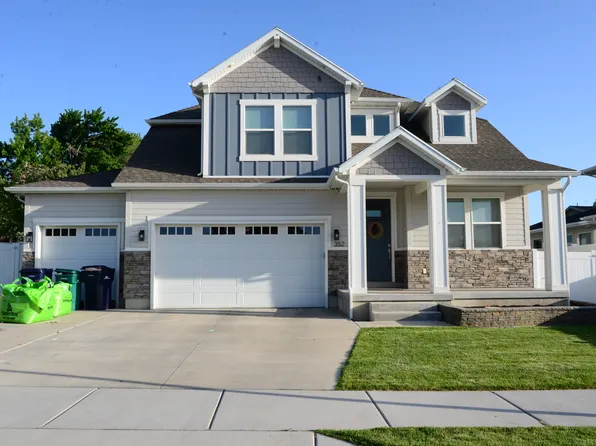 352 E Sandy Oaks Dr, Sandy, UT 84070