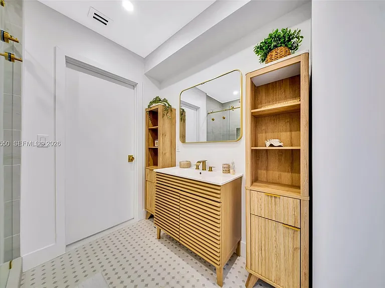 129 Nautilus Dr — Photo 51
