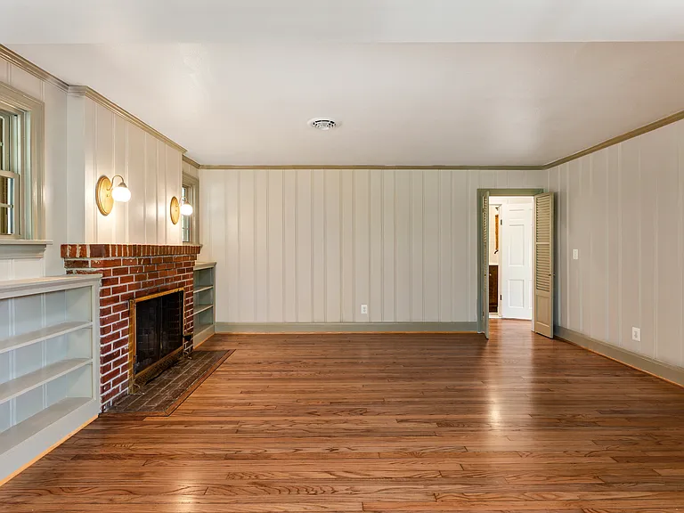 1708 Willow Ave — Photo 14