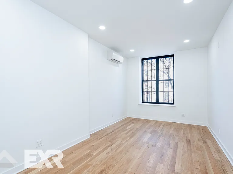 354A Quincy St #1A — Photo 12