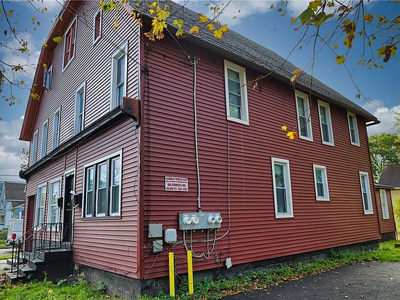 2nd image of 495 Emerson St