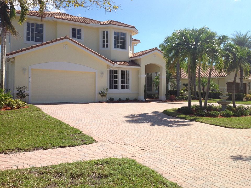 1st image of 4933 SW Saint Creek Dr