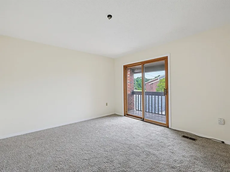 52 Rosewood Dr #52 — Photo 26