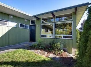 2211 SW 112th St, Seattle, WA 98146