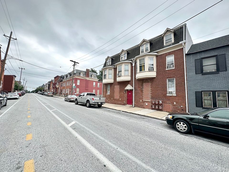 1st image of 232 E King St APT 1