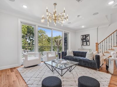 865 Summit Ave FLOOR 2, Jersey City, NJ, 07307
