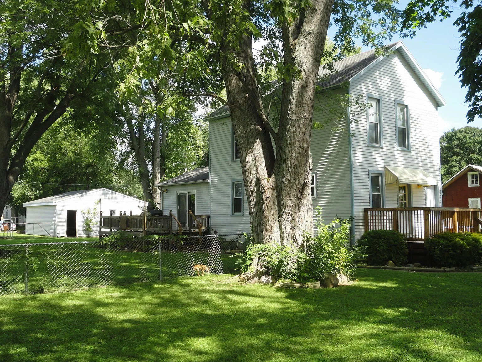 414 Culbertson St photo 1