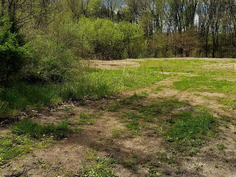 2nd image of 535 N 4th St