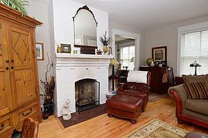 3rd image of 501 Easton Ave