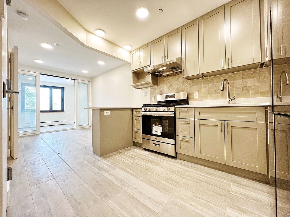 1st image of 217 Bay 49 St #2B