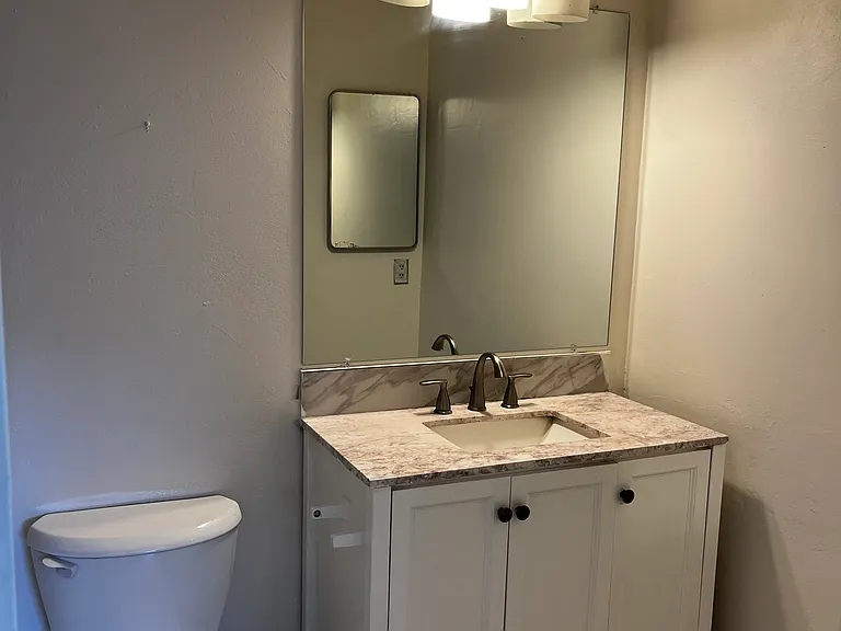 348 Los Pinos Way — Photo 7