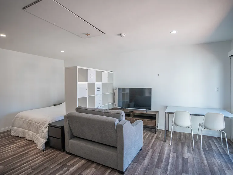 2021 Euclid Ave #1-A — Photo 4