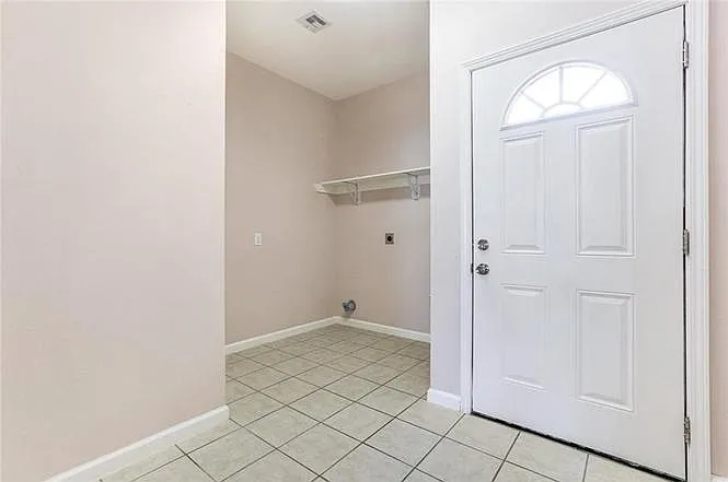 3925 Clematis St — Photo 9