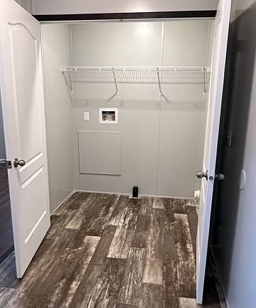 3rd image of 47-722 W Hunter St #47