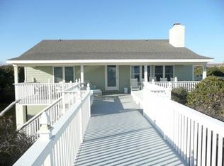 123 Pinewood Cir, Pine Knoll Shores, NC 28512
