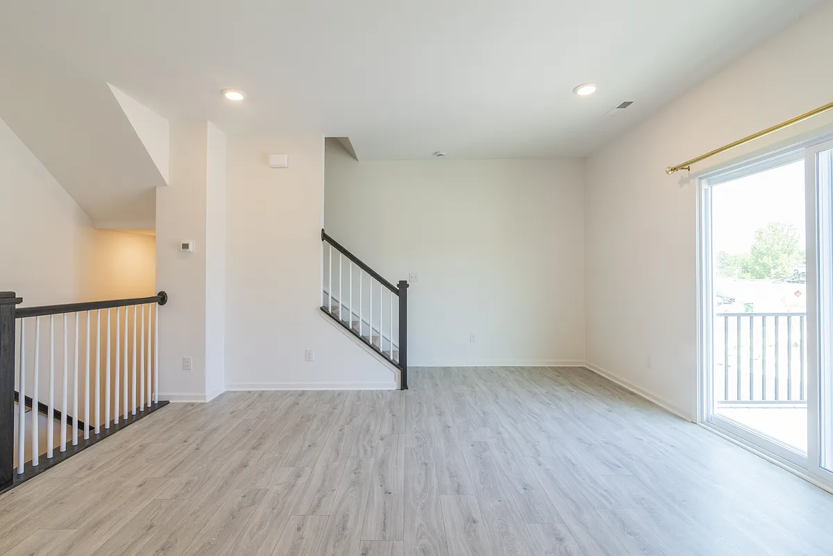 Building Photo - 15010 Scoter St #1