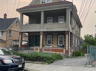 75 Smith St, Port Chester, NY 10573