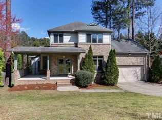 102 Wheatsbury Dr, Cary, NC 27513