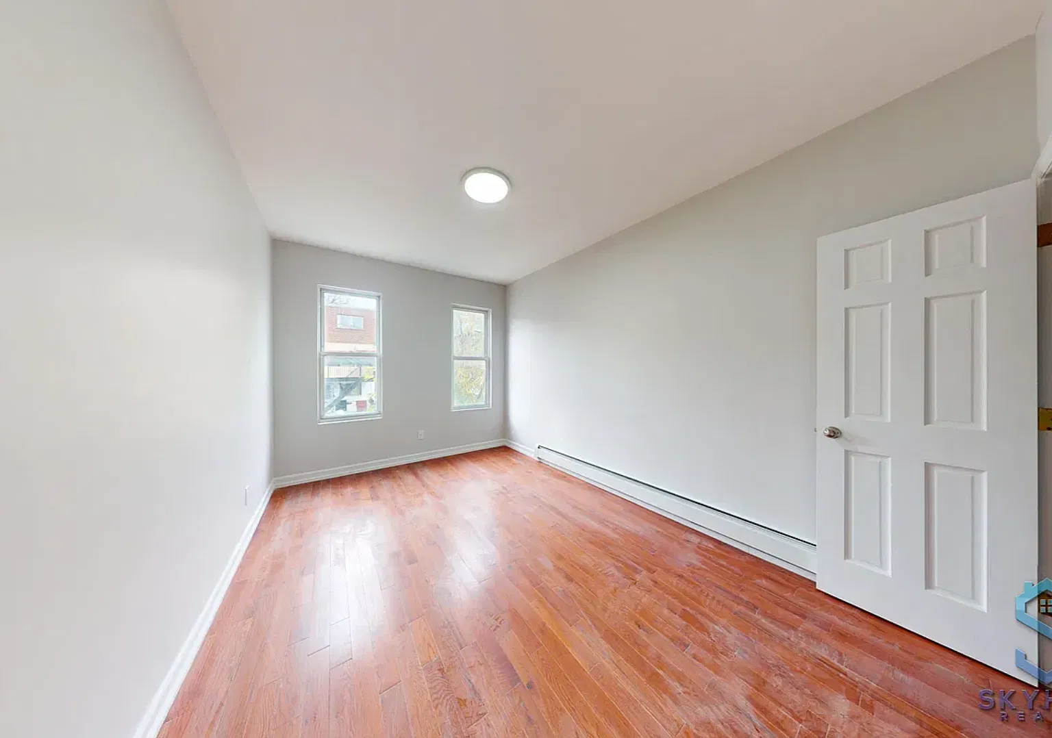 715 Commonwealth Avenue — Photo 4