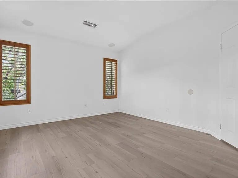 1908 Blazewood St — Photo 24