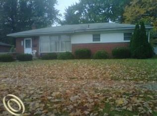 36774 Greenbush Rd, Wayne, MI 48184