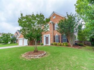 7716 Raynor Rd, Charlotte, NC 28277