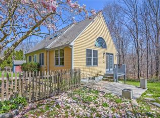 18 Rose Dr, Exeter, RI 02822