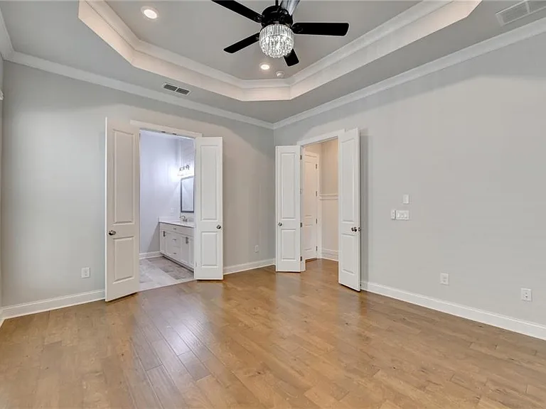 4536 Molder Dr — Photo 42