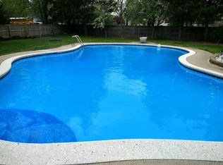 7416 Hope Farm Rd, Fort Wayne, IN 46815