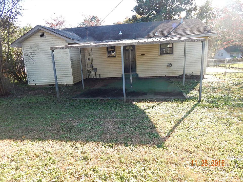 2nd image of 405 Richcreek Rd
