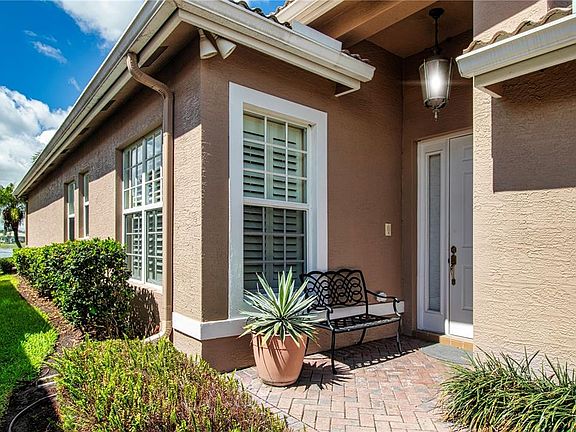 4934 Sapphire Sound Dr, Wimauma, FL 33598 | MLS #T3532716 | Zillow