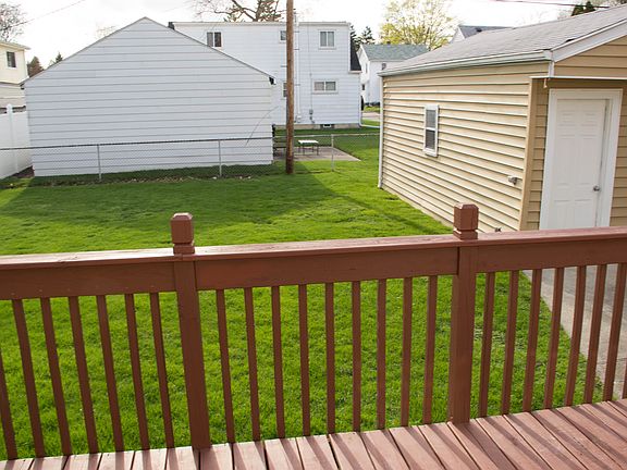 5th image of 1358 Almon Ave