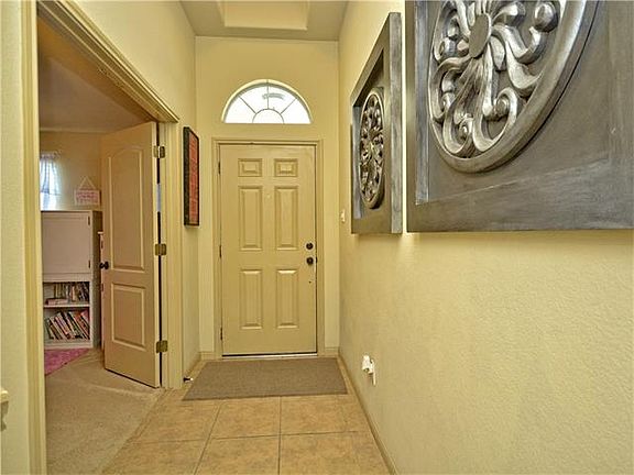 5th image of 325 Swenson Dr