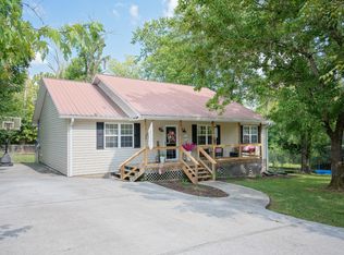 311 N Georgia Ave, Etowah, TN 37331