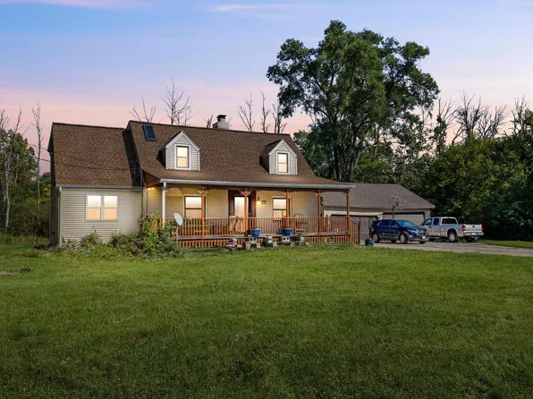 7252 North Granville ROAD, Milwaukee, WI 53224